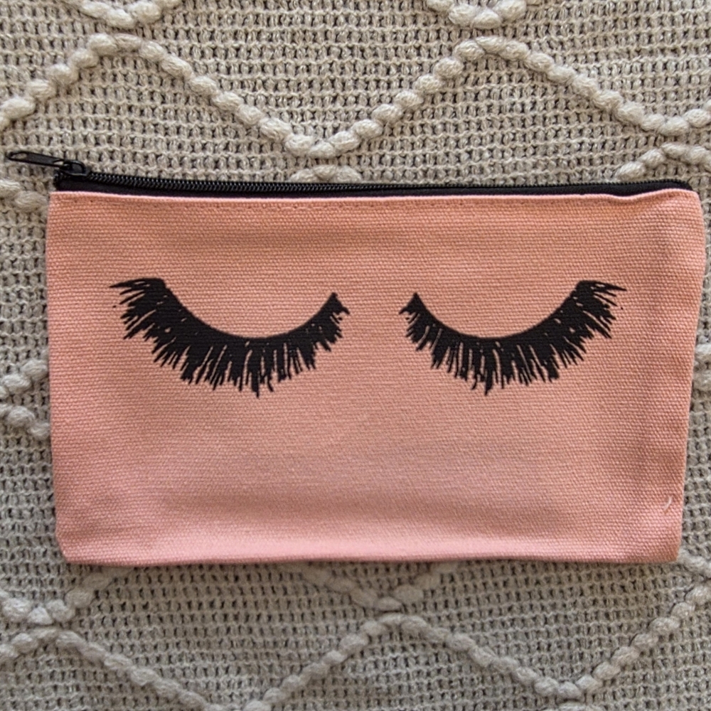 Eyelash Design Zipper Cosmetic Pouches - Picture 5 of 6